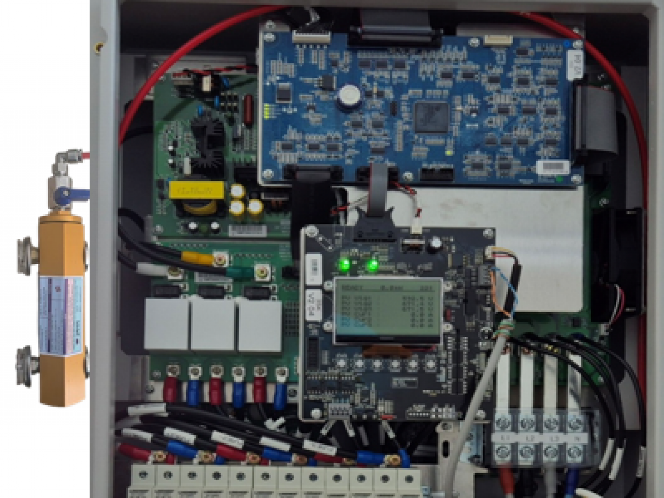 좁은 배전반 틈새 Tube Fire-9119